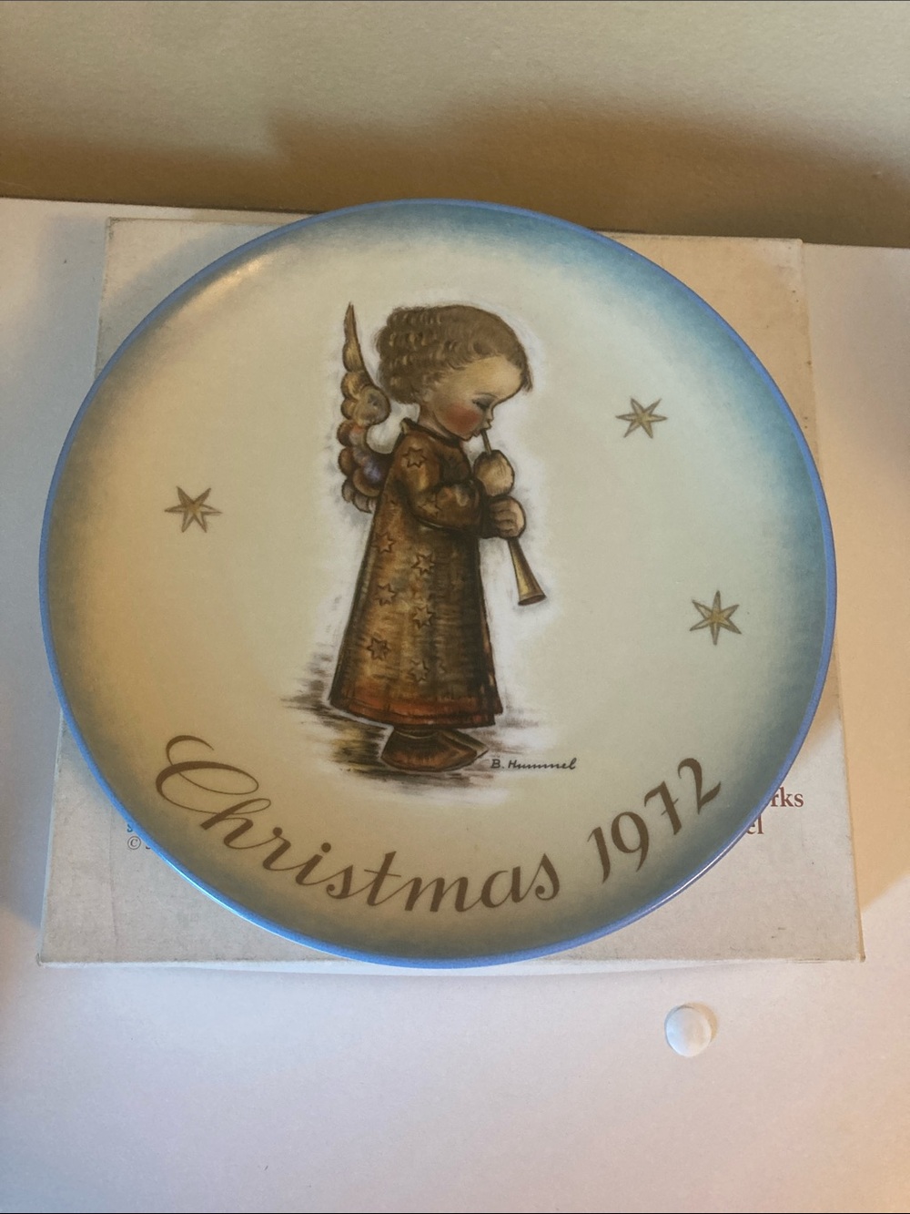 Hummel Angel Plate- Christmas 1972 - Picture 3 of 8